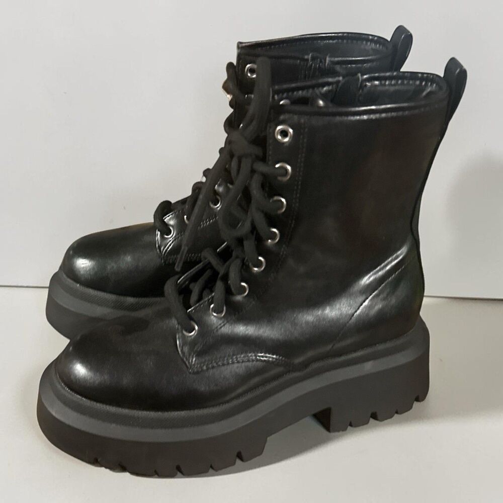 No Boundaries Combat Boots Women’s Size 7 Black Platform Lace Up Memory Foam NWT